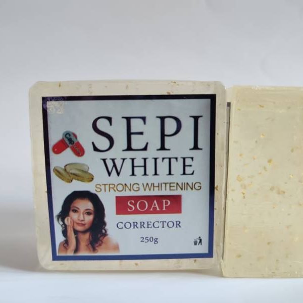Savon Seppi White Concentré 200g - Anti-Taches & Éclaircissant pour Teint Propre - Produit Philippin Banane Jaune