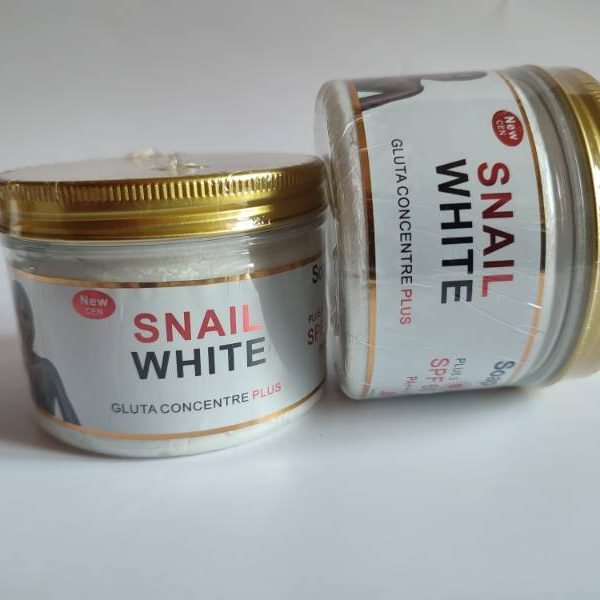 Savon Snail White - Savon Exfoliant Éclaircissant Visage & Corps - Mucine d'Escargot & Perles de Jojoba - 150g