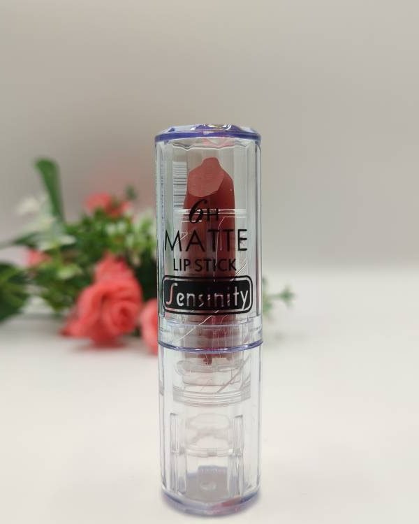 Rouge à Lèvres Hydratant No 692 | Longue Tenue & Nourrissant | BananeJaune Cosmétiques