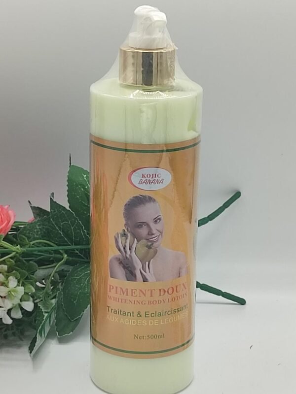 Lait Piment Doux 500ml – Aux Acides de Fruits | Exfoliant Doux & Éclaircissant pour une Peau Sublime | Banane Jaune